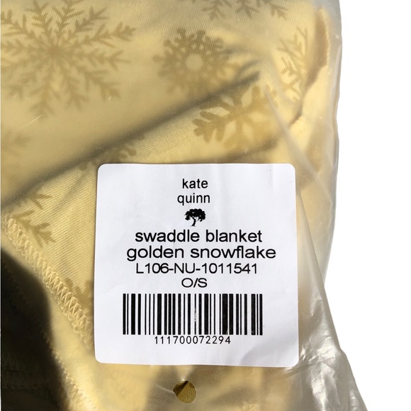 Kate Quinn Golden Snowflake Bamboo Swaddle - Picture 3 of 4